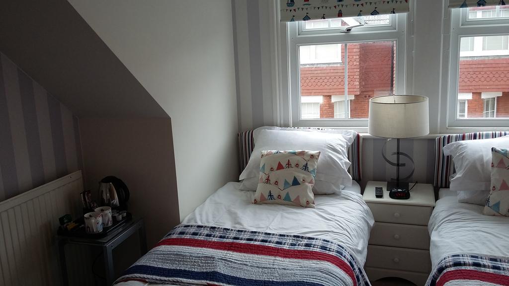Cambridge House Guest House Tournoi d'Tournoi d'Eastbourne Chambre photo