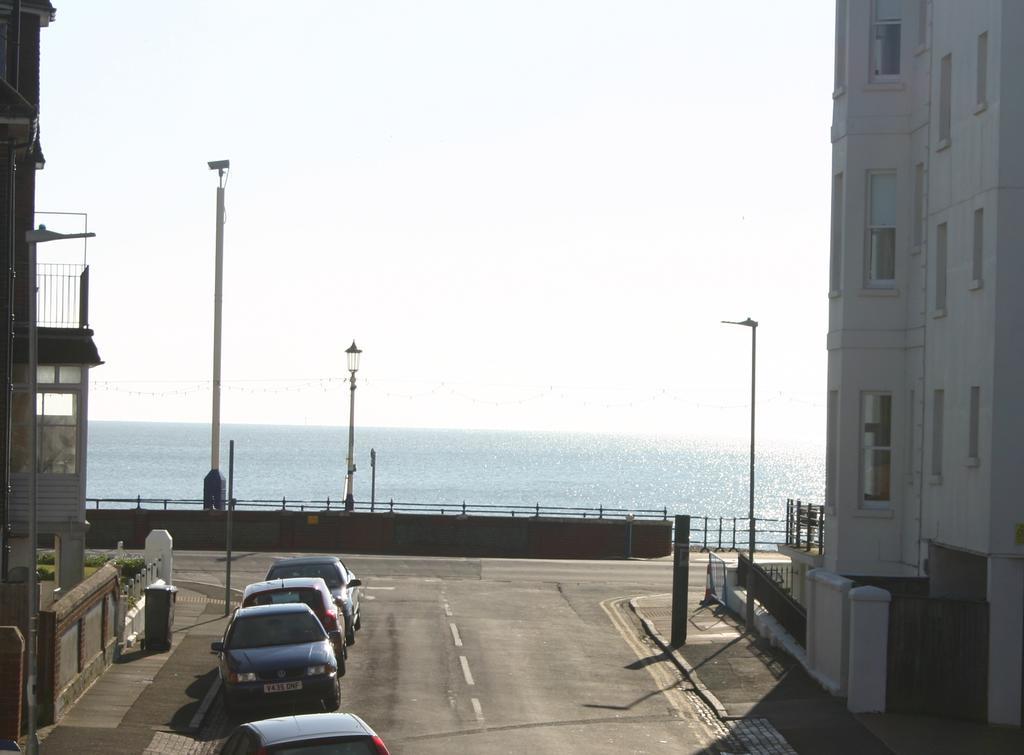 Cambridge House Guest House Tournoi d'Tournoi d'Eastbourne Extérieur photo